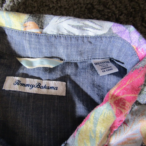 Tommy Bahama Shirt Mens 3XLT Camp Formal Hawaiian Vacation Casual - Picture 3 of 6